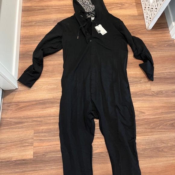 BNWT smash + Tess romper - Picture 2 of 3
